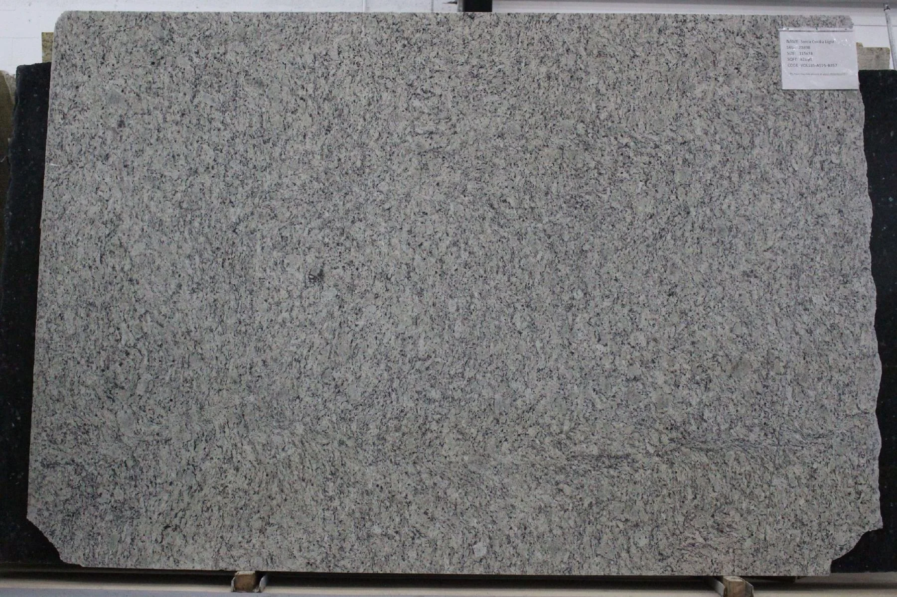 Santa Cecilia Light Granite granite slab