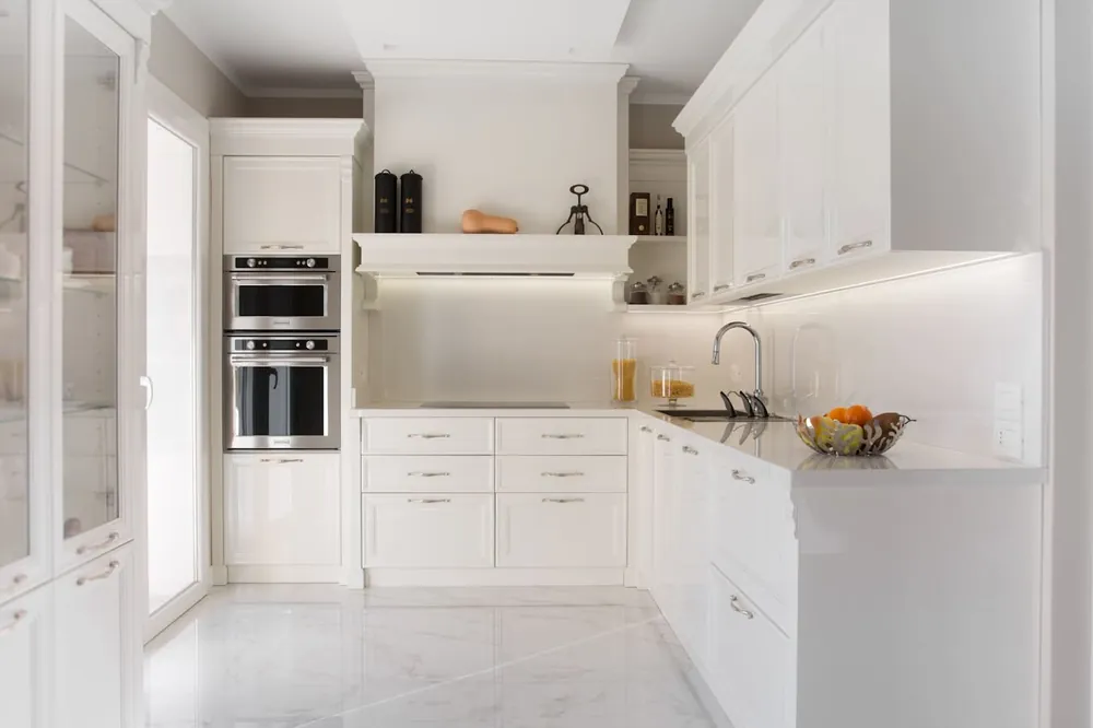 Halo Dekton sintered surface with brass hardware