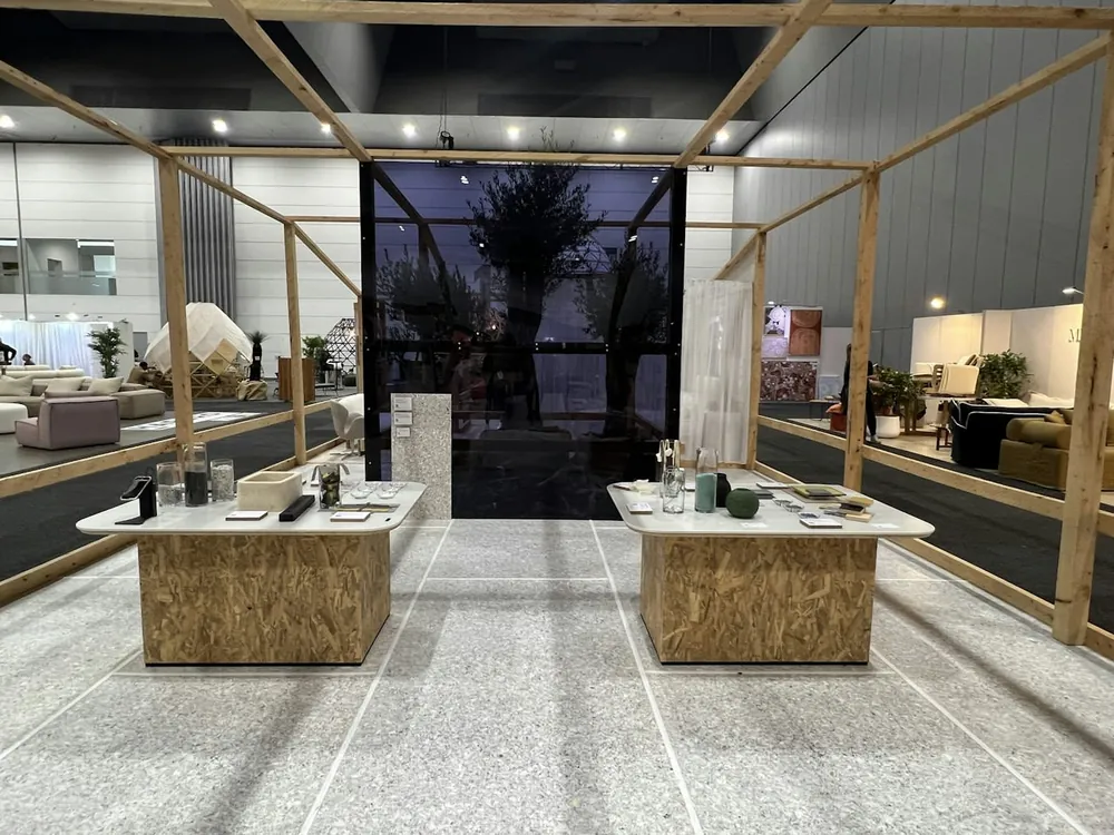 Laguna Dekton sintered surface with brass hardware