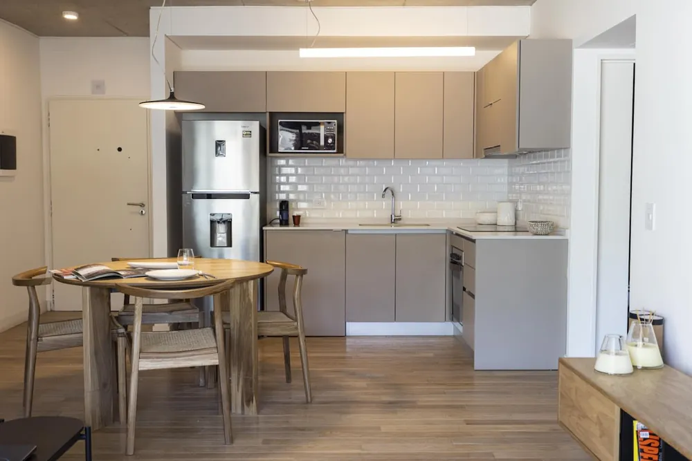 White North Silestone quartz installed countertop
