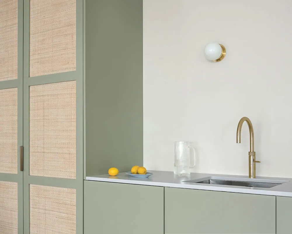 Yukon Silestone quartz waterfall edge