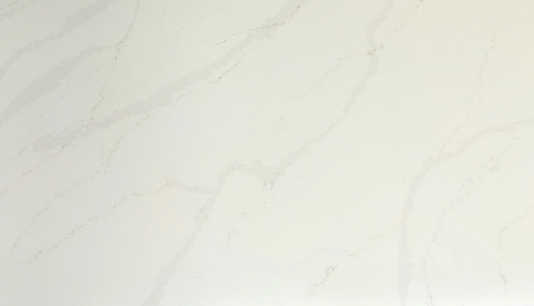Calacatta Bella quartz slab