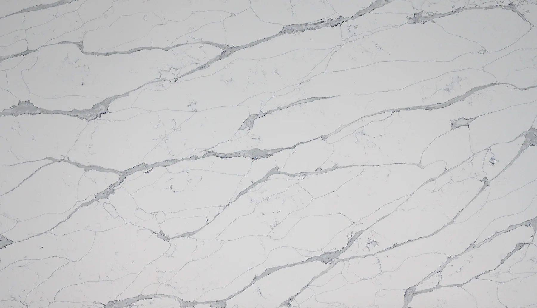 Calacatta Gilde quartz slab