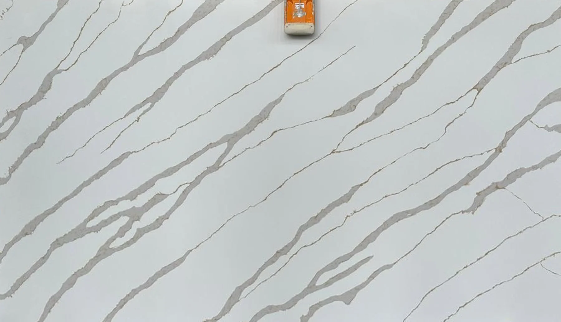 Calacatta Gold Flake quartz slab
