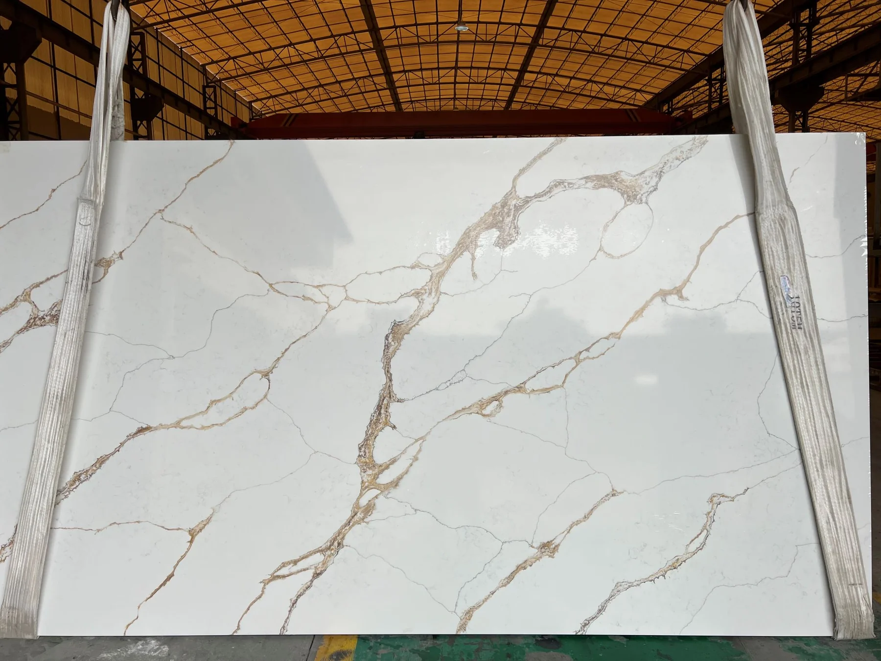 Calacatta Nova Gold quartz slab